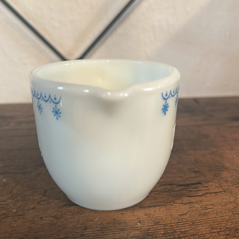 Pyrex Corning Snowflake‎ Blue Pitcher Creamer - Picture 9 of 10